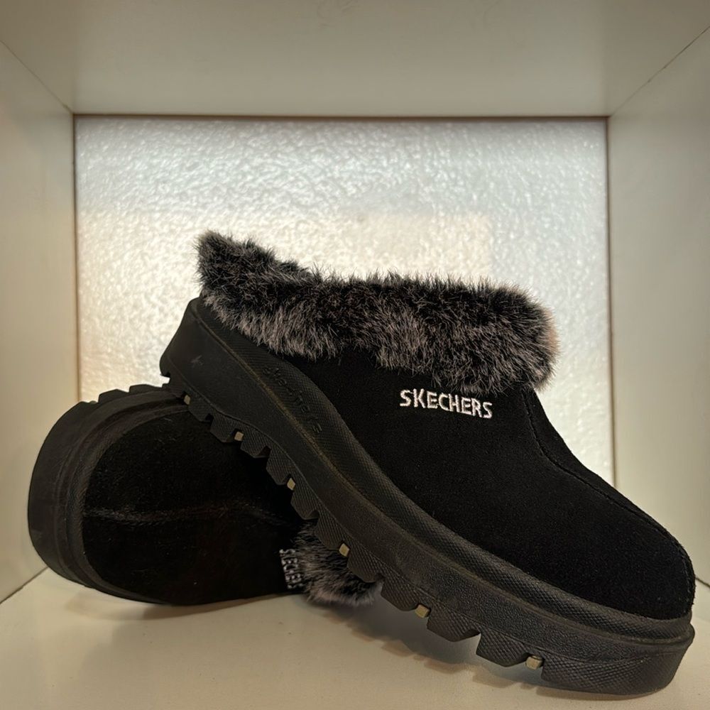 Vintage Skechers USA Faux Fur Clog Mules Y2K Cozy Chunky Grunge